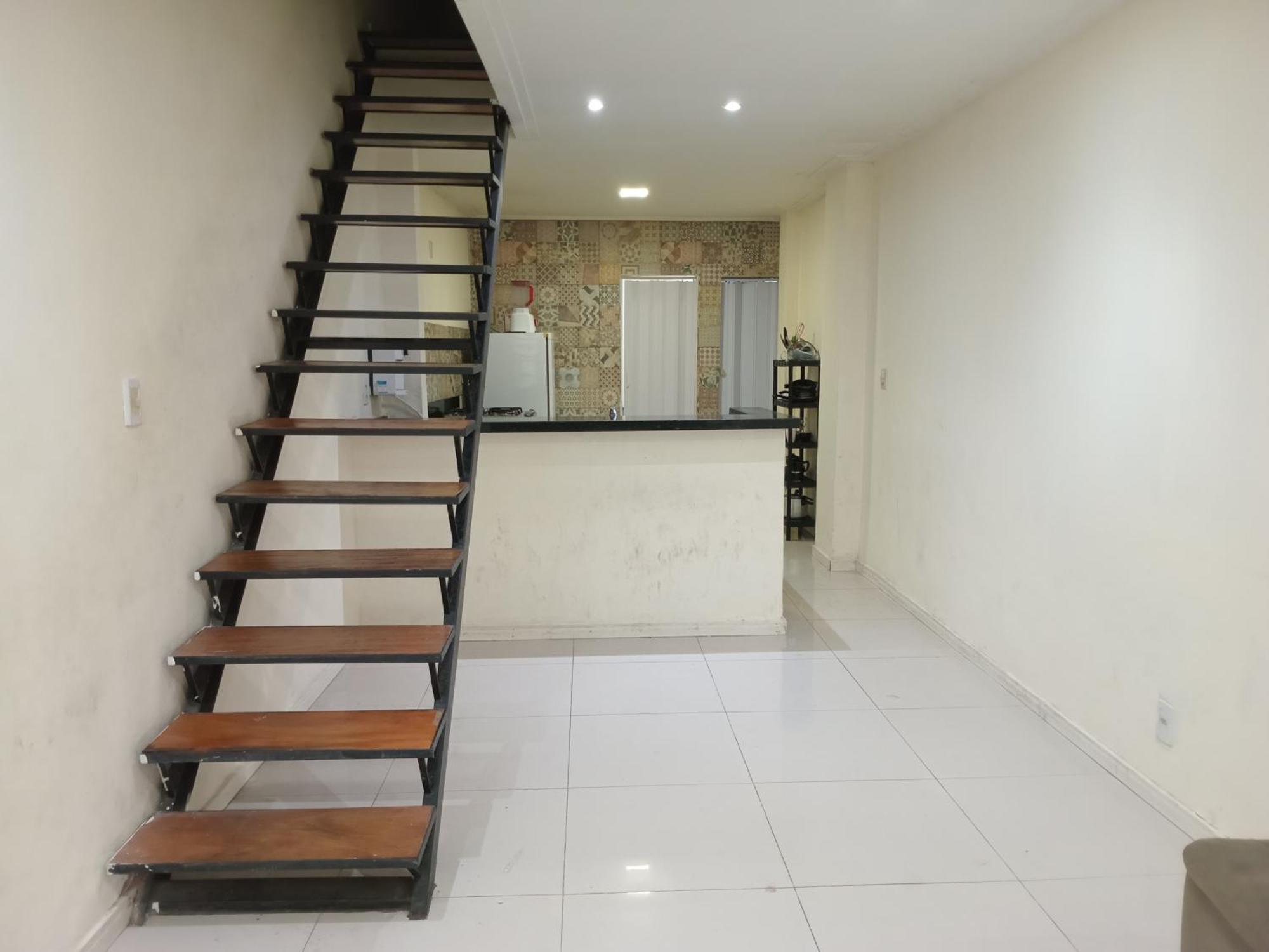 Casinha Duplex Na Avenida Centenario Com Varanda, Ar E Wi-fi Holiday home